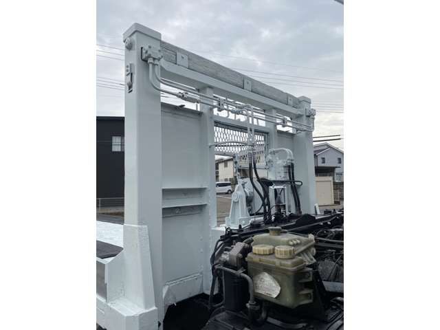 MITSUBISHI FUSOU SUPER GREAT 1997 Image 31