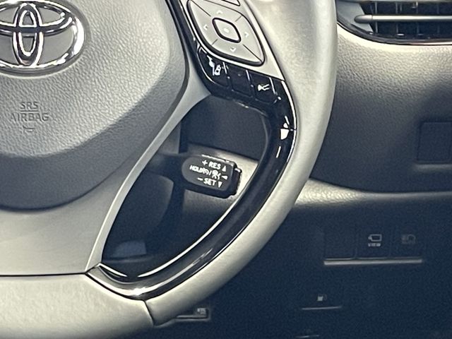 TOYOTA C-HR 2023 Image 31
