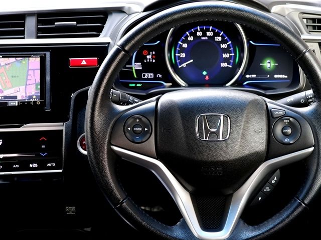 HONDA FIT HYBRID 2014 Image 31