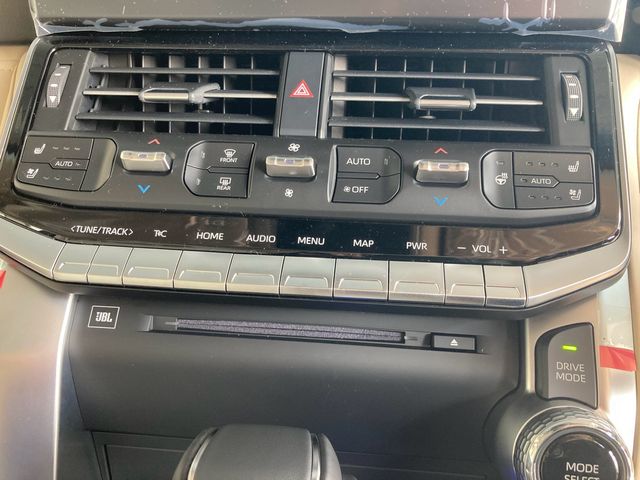 TOYOTA LANDCRUISER WAGON 2023 Image 31