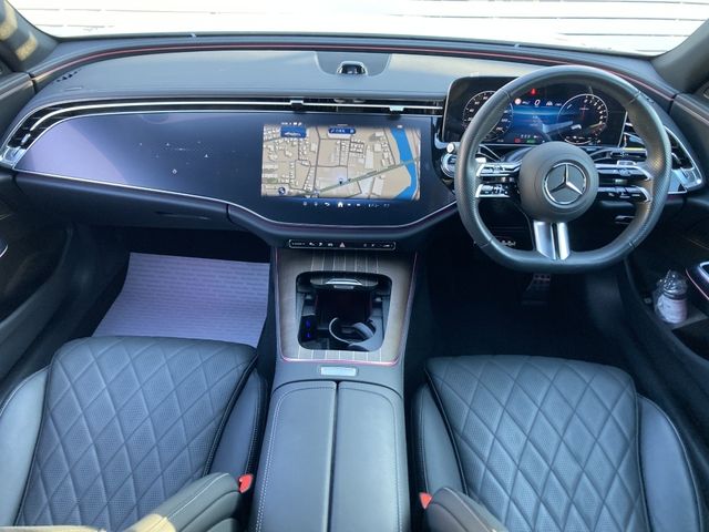 MERCEDES BENZ E SEDA 2024 Image 31