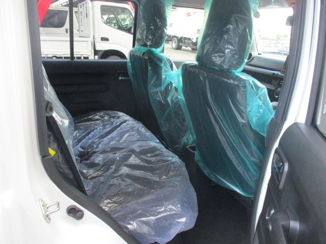 SUZUKI JIMNY NOMADE 2025 Image 31