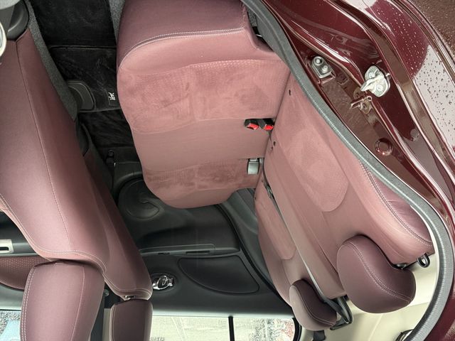 MITSUOKA VIEWT 2018 Image 31