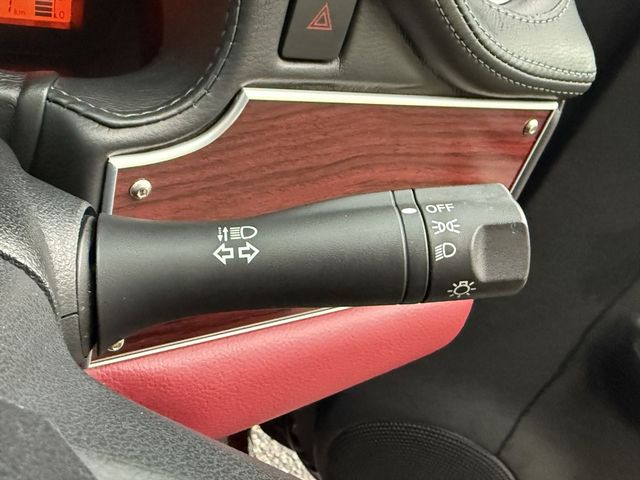 MITSUOKA VIEWT 2018 Image 31