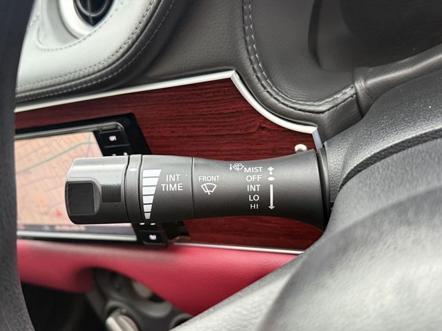 MITSUOKA VIEWT 2018 Image 31