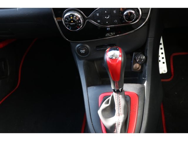 RENAULT LUTECIA 2014 Image 31