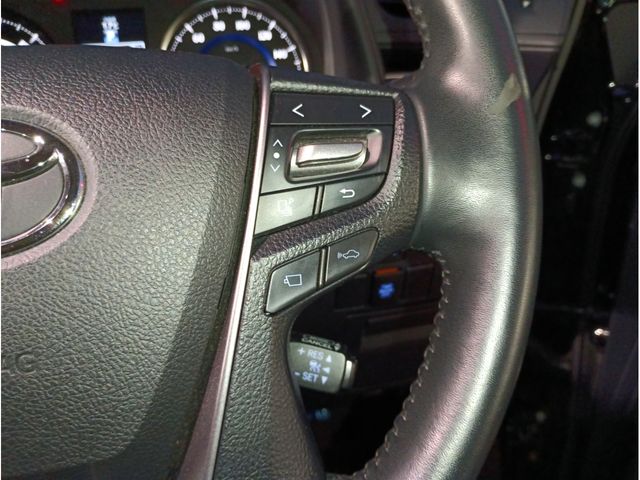 TOYOTA VELLFIRE  HYBRID 4WD 2015 Image 31