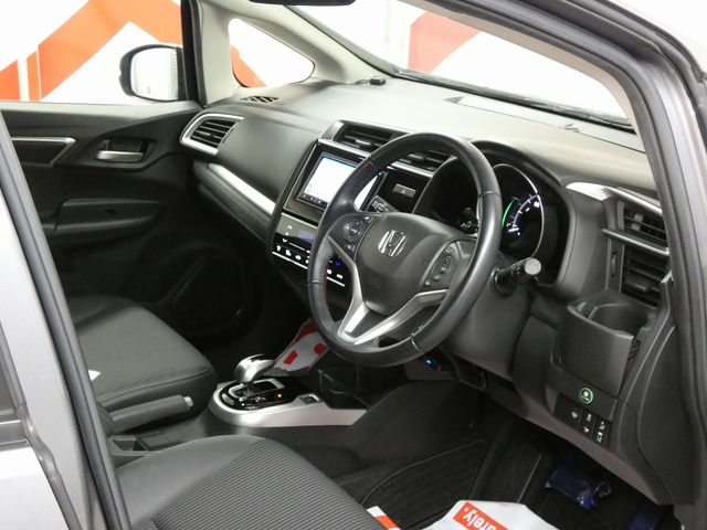 HONDA FIT HYBRID 4WD 2018 Image 31