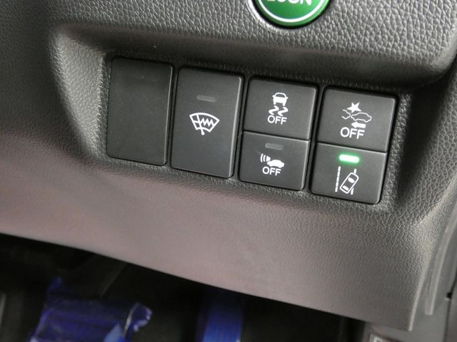 HONDA FIT HYBRID 4WD 2018 Image 31