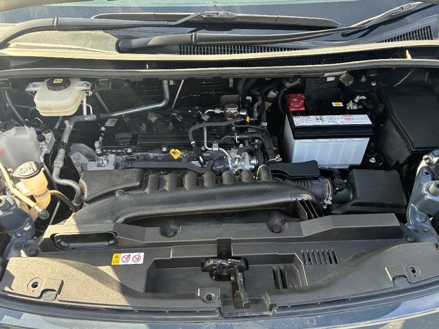 TOYOTA VOXY 4WD 2022 Image 31