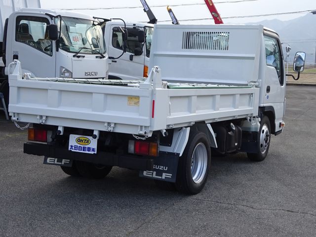 ISUZU ELF 2017 Image 31