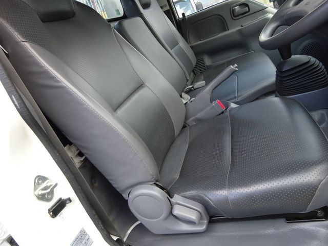 ISUZU ELF 2017 Image 31