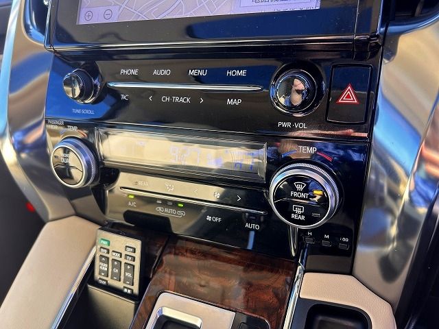 TOYOTA VELLFIRE 2020 Image 31