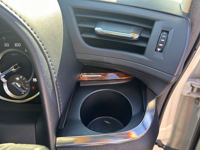 TOYOTA VELLFIRE 2020 Image 31