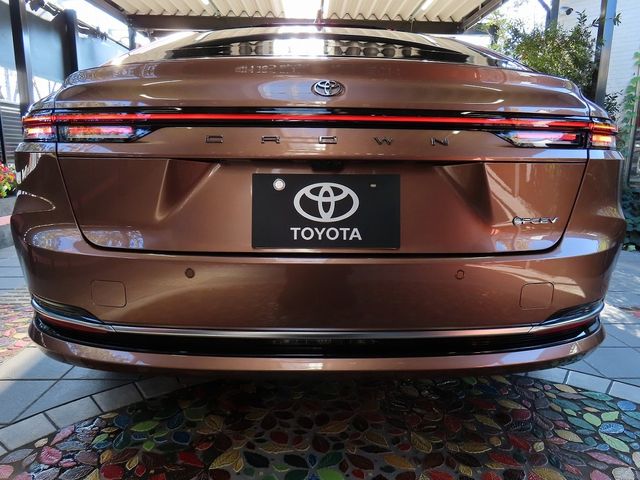 TOYOTA CROWN SEDAN 2025 Image 31