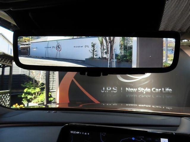 TOYOTA CROWN SEDAN 2025 Image 31