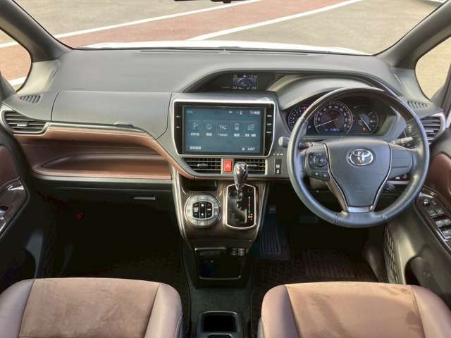TOYOTA ESQUIRE 2018 Image 31