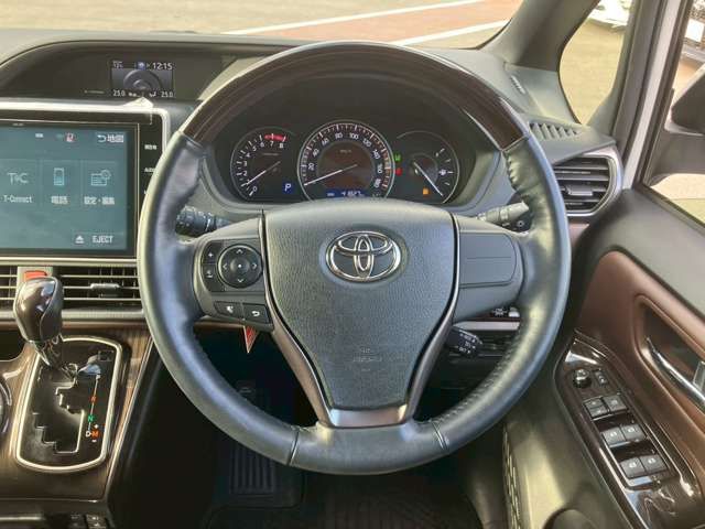 TOYOTA ESQUIRE 2018 Image 31