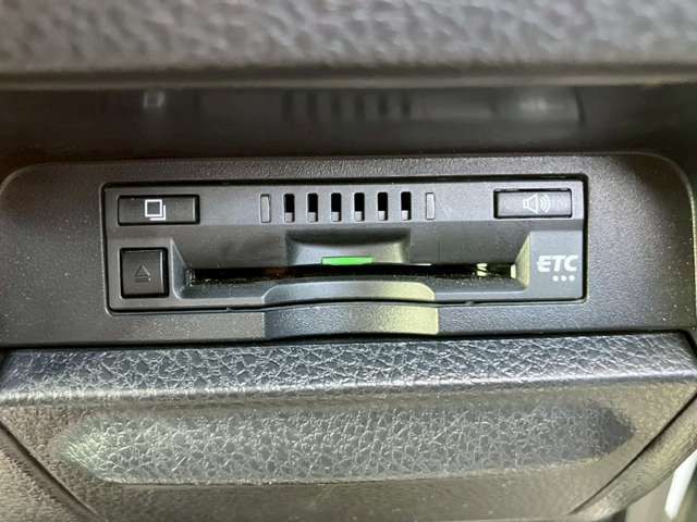 TOYOTA ESQUIRE 2018 Image 31