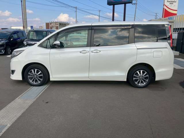 TOYOTA ESQUIRE 2018 Image 31