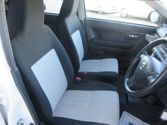 DAIHATSU MIRA E:S 2019 Image 31