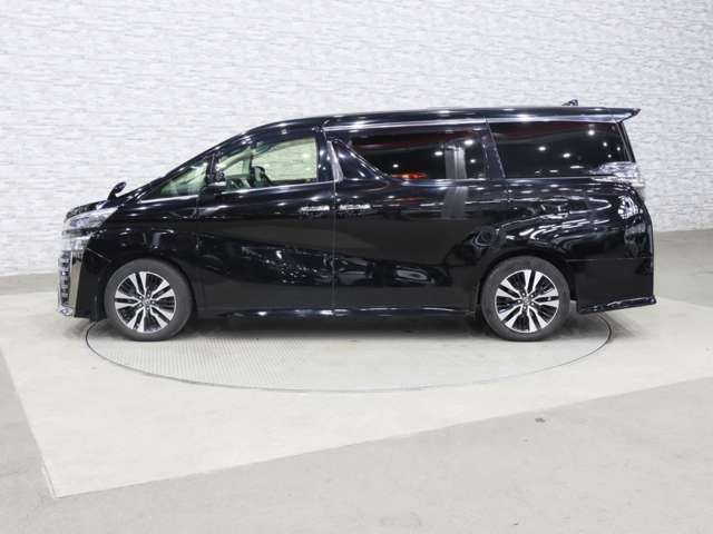 TOYOTA VELLFIRE 2018 Image 31