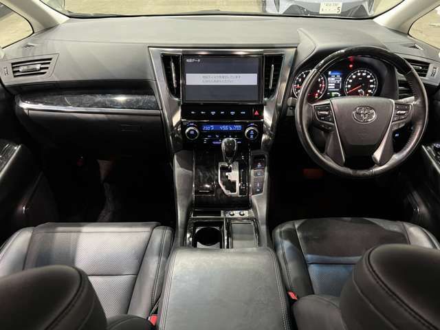 TOYOTA VELLFIRE 2018 Image 31