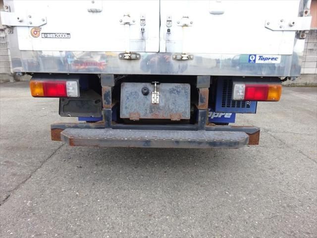 HINO DUTRO 2018 Image 31