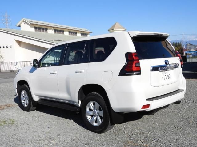 TOYOTA LANDCRUISER PRADO 2023 Image 31