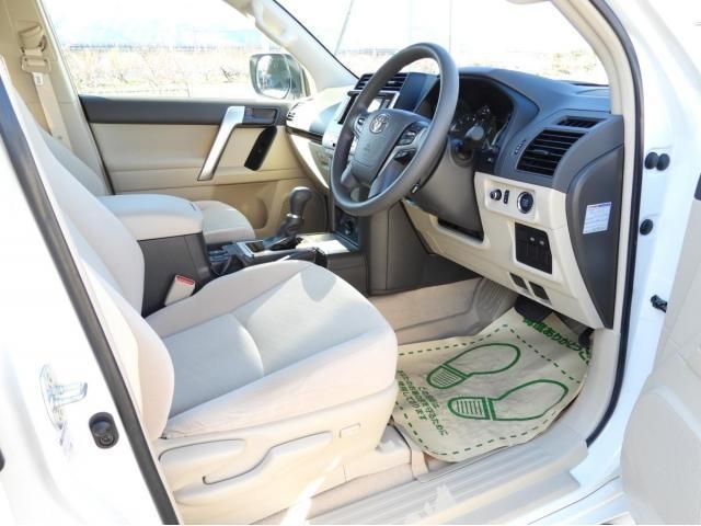 TOYOTA LANDCRUISER PRADO 2023 Image 31