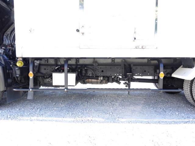 HINO DUTRO 2019 Image 31