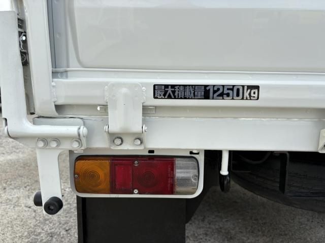 TOYOTA TOYOACE 2004 Image 31