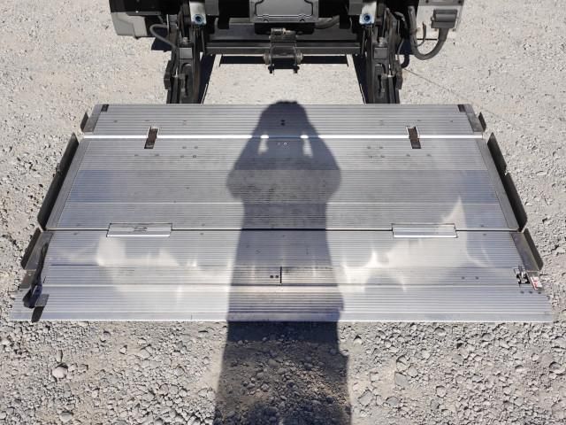 HINO DUTRO 2019 Image 31