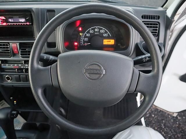 NISSAN CLIPPER TRUCK 2017 Image 31