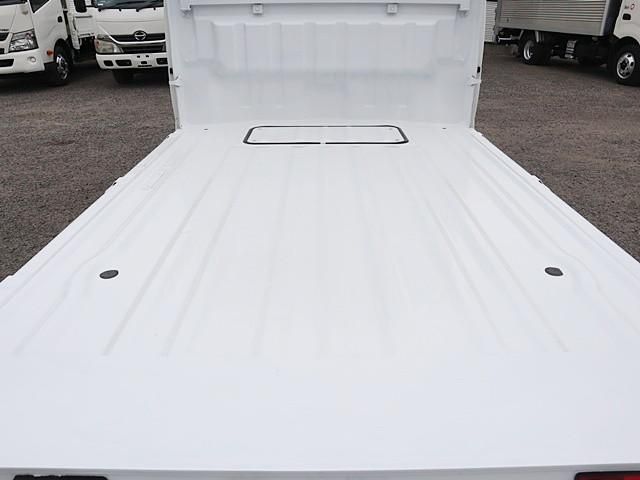 NISSAN CLIPPER TRUCK 2017 Image 31