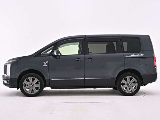 MITSUBISHI DELICA D:5 4WD 2023 Image 31