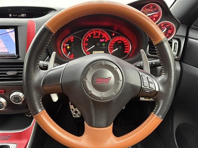 SUBARU IMPREZA WRX 2014 Image 31