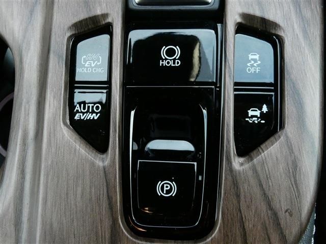 TOYOTA LEXUS NX450H+ AWD 2024 Image 31