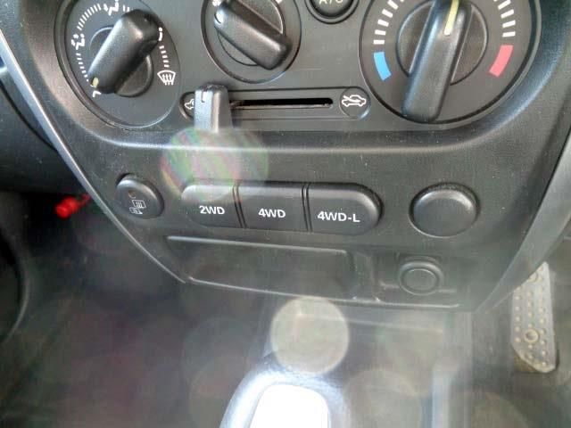 SUZUKI JIMNY 4WD 2015 Image 31