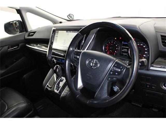 TOYOTA ALPHARD 2018 Image 31