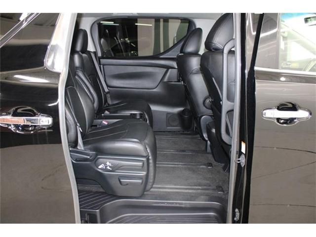 TOYOTA ALPHARD 2018 Image 31
