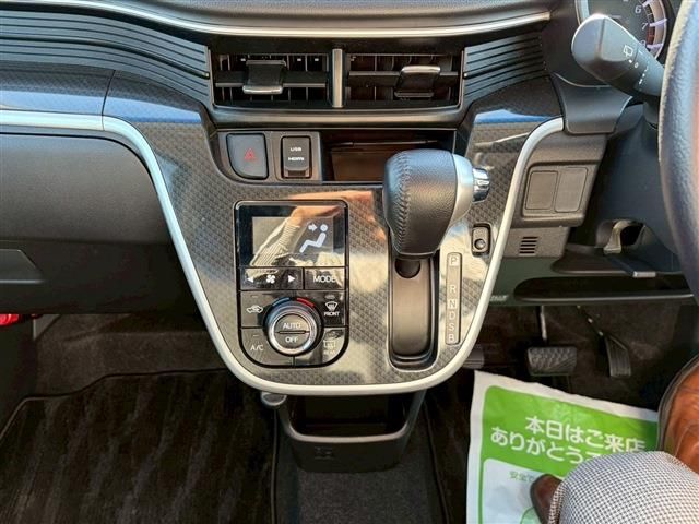 DAIHATSU MOVE CUSTOM 2016 Image 31