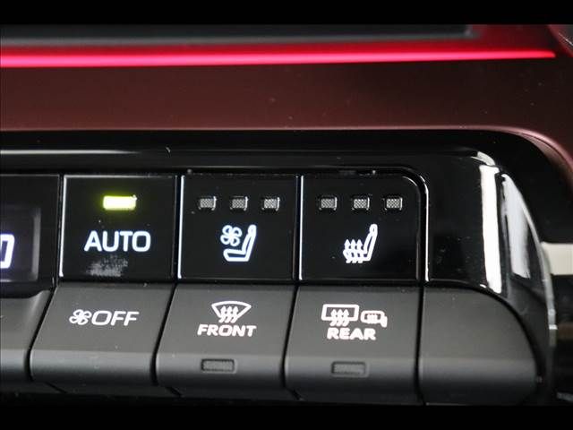 TOYOTA PRIUS 2024 Image 31