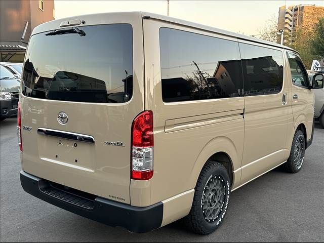 TOYOTA HIACE VAN 2WD 2025 Image 31