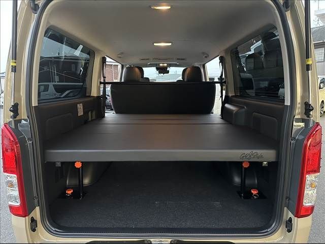 TOYOTA HIACE VAN 2WD 2025 Image 31