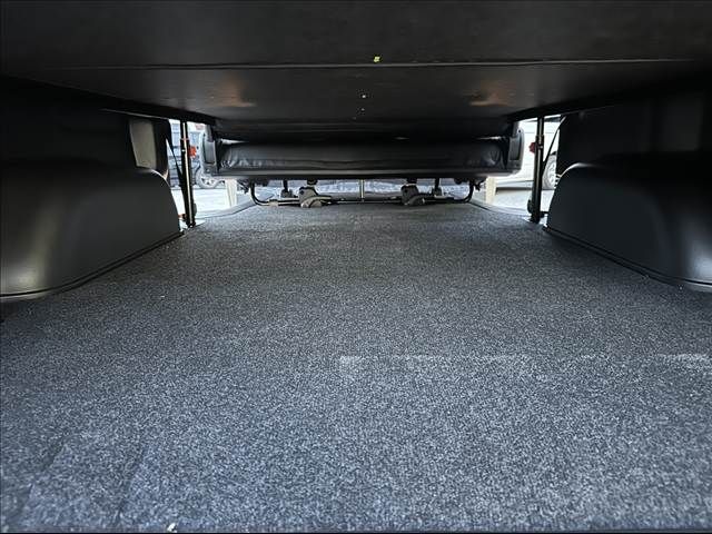 TOYOTA HIACE VAN 2WD 2025 Image 31