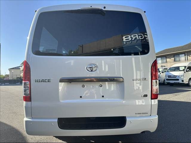 TOYOTA HIACE VAN 4WD 2025 Image 31