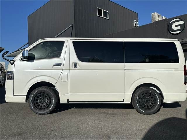 TOYOTA HIACE VAN 4WD 2025 Image 31