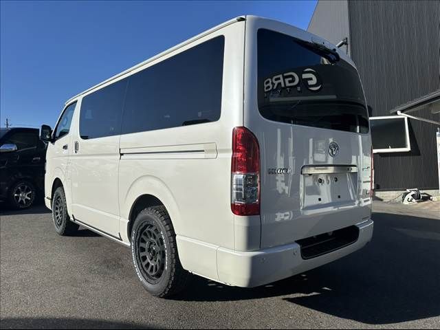 TOYOTA HIACE VAN 4WD 2025 Image 31