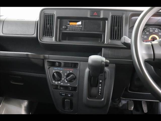 DAIHATSU HIJET CARGO 2020 Image 31